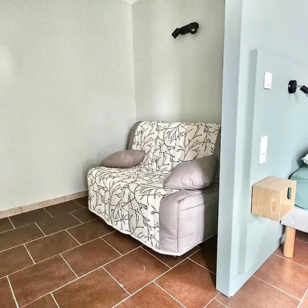 Πανσιόν Le Refuge Castilly